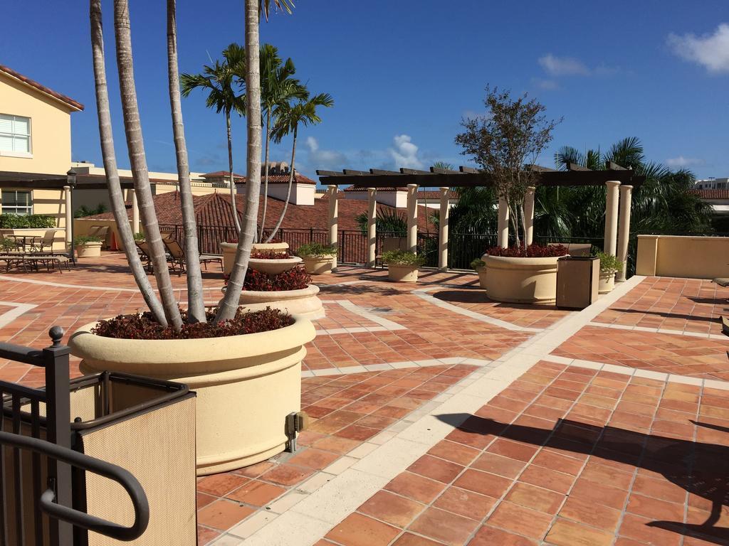 Lyx Suites At Merrick Park In Coral Gables Exterior foto