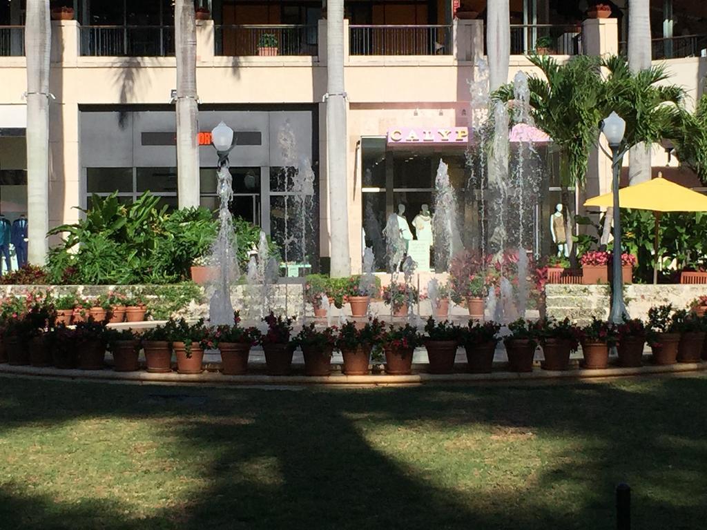 Lyx Suites At Merrick Park In Coral Gables Exterior foto